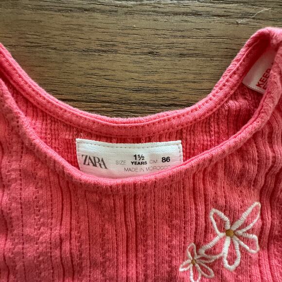 Zara Baby Girl Tank - Size 1.5 yrs - Picture 2 of 3